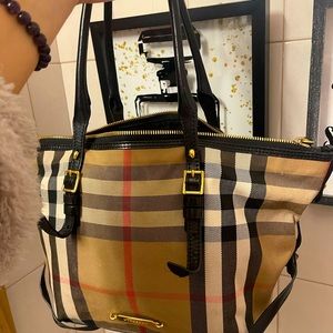 Burberry tote bag